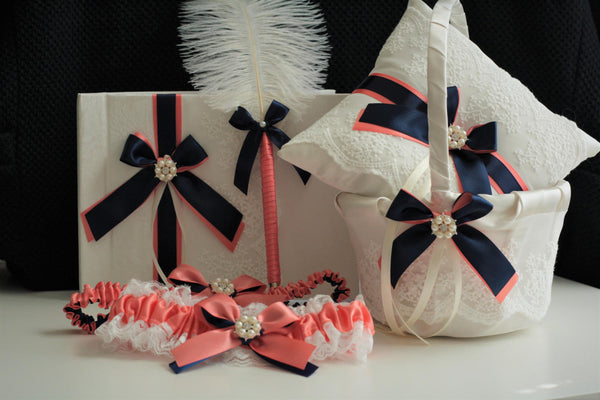 5pcsset Wedding Supplies Double Heart Satin Flower Girl Basket + 7 * 7 Inches Ring Bearer Pillow + Guest Book + Pen Holder + Bride Garter Set White